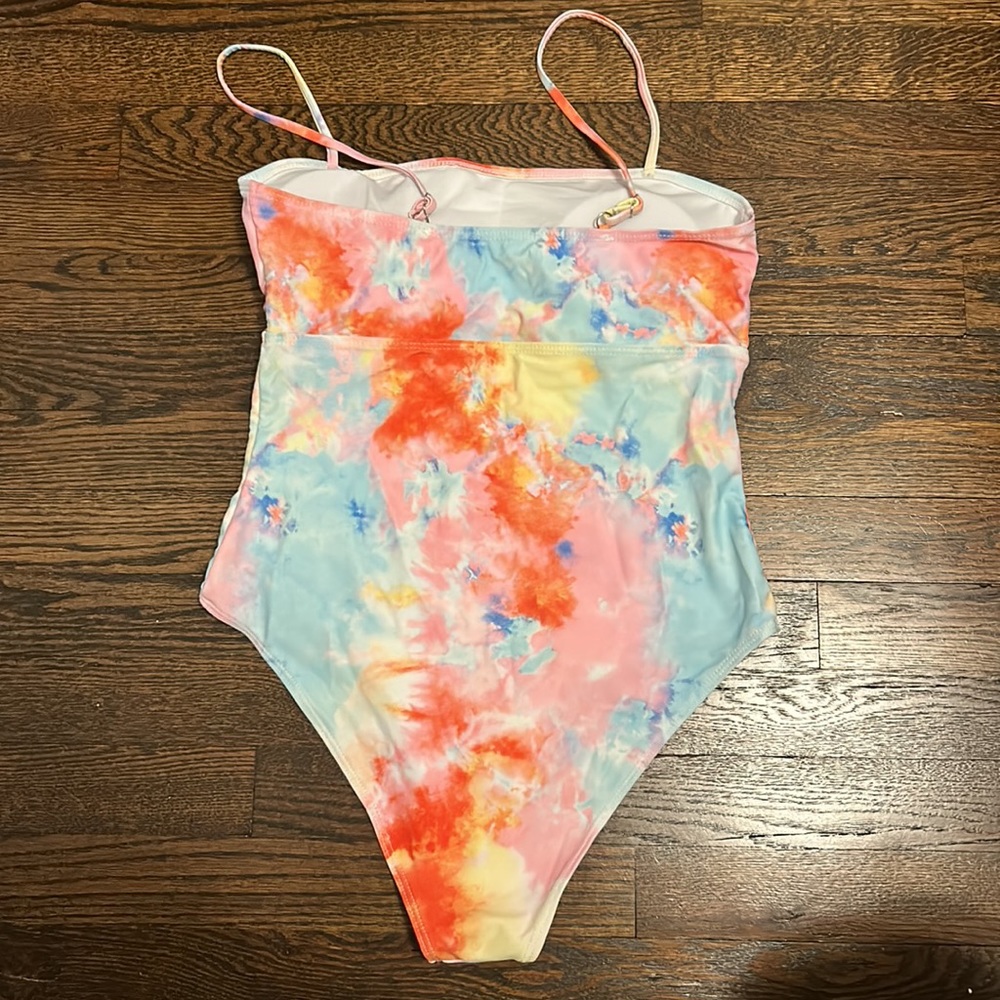 SHEIN Tie Dye Cut Out One-Piece Swimsuit - Picture 5 of 6